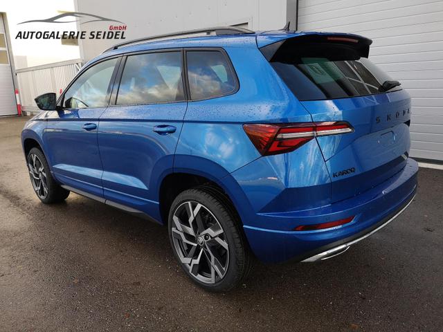 Skoda Karoq Sportline 2.0TDI DSG 4x4 AHK Matrix Pano Sound Leder 19 Zoll 