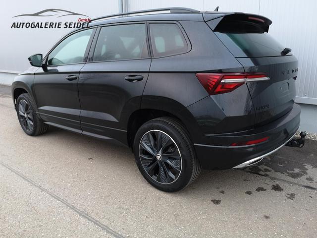 Skoda Karoq Sportline 1.5TSI DSG AHK Matrix ACC Navi 
