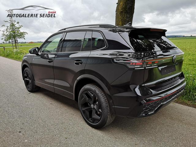 Volkswagen Tiguan 2.0 TDI 110 kW R-Line DSG Head Up Black 360 AHK 