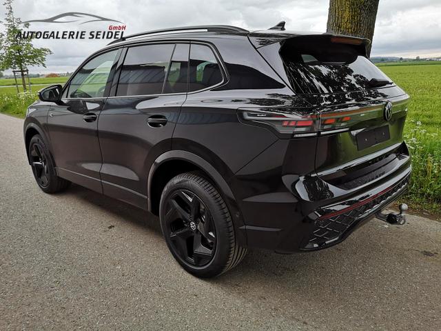 Volkswagen Tiguan 2.0 TDI 110 kW R-Line DSG Head Up Black 360 AHK 