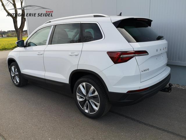 Skoda Karoq Selection 2.0 TDI DSG 4x4 GV5 AHK 18 Ladeb 