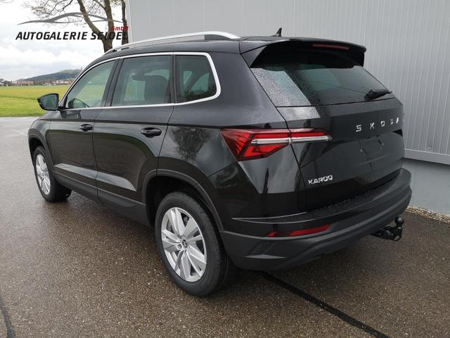 Skoda Karoq Selection 1.5 TSI DSG GV5 AHK 17 Ladeb 