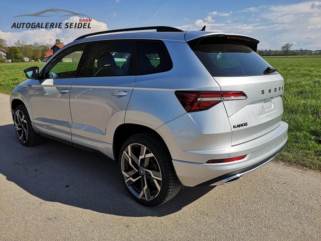 Skoda Karoq Sportline 2.0TDI DSG 4x4 AHK Matrix Pano Sound Leder 19 Zoll 