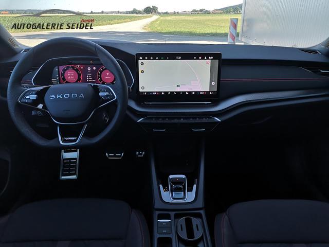 Skoda Octavia Combi 2.0 TSI 195 kW RS Kombi ABT 2.0TSI Pano Matrix Area AHK Sound GV5 