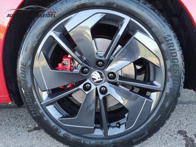 Skoda Octavia Combi 2.0 TSI 195 kW RS Kombi ABT 2.0TSI Pano Matrix Area AHK Sound GV5 
