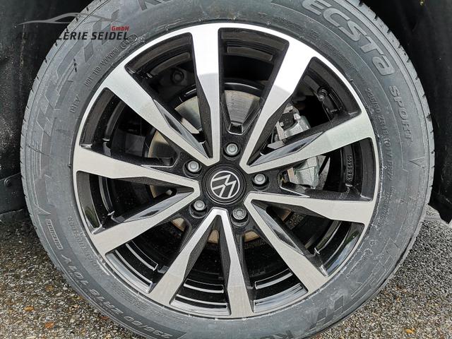 Volkswagen T7 Multivan 2.0 TDI LÜ Sport Edition Head Up Pano Standh. 