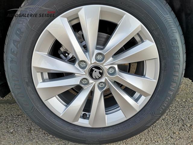 Skoda Octavia Combi 2.0 TDI 110 kW Selection Kombi DSG AHK Navi GV5 