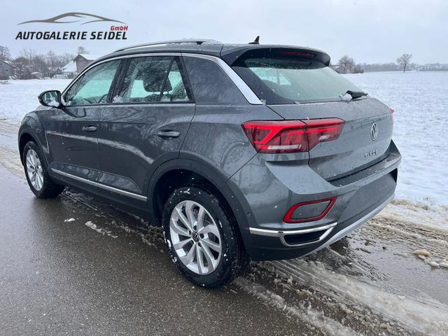 Volkswagen T-Roc Style 1.5TSI DSG ACC Sitzh. LED Alcantara 