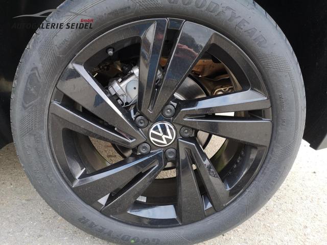 Volkswagen T-Roc R-Line 2.0 TDI DSG Pano AHK Navi Matrix Leder 