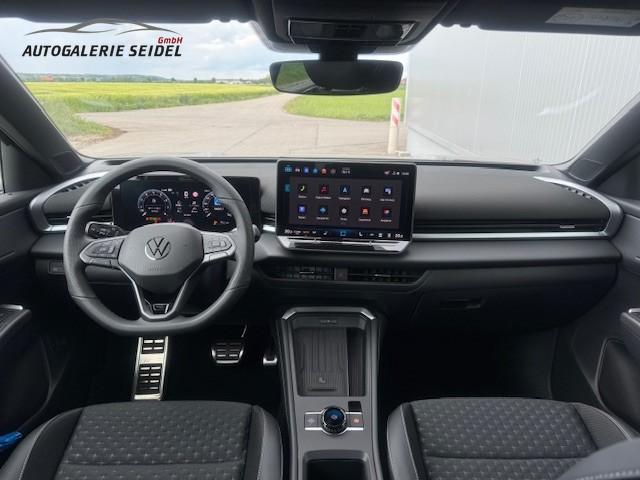 Volkswagen T-Roc 1.5 eTSI 110 kW R-Line Pano Black GV5 19 Zoll 