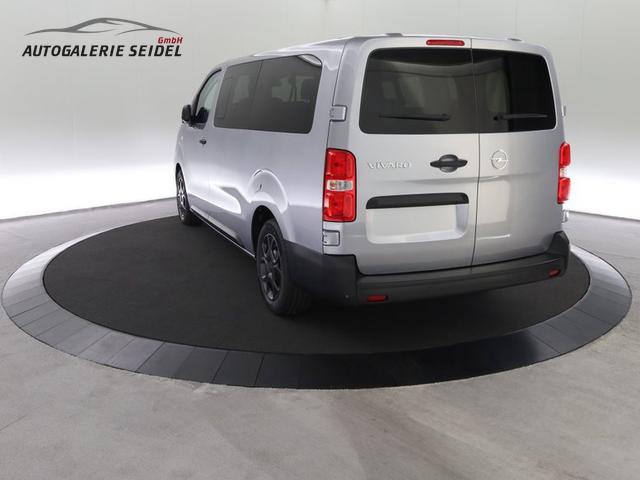 Opel Vivaro Kombi 9-Sitzer Lang 2.0 Diesel 8-Gang Automatikgetriebe 