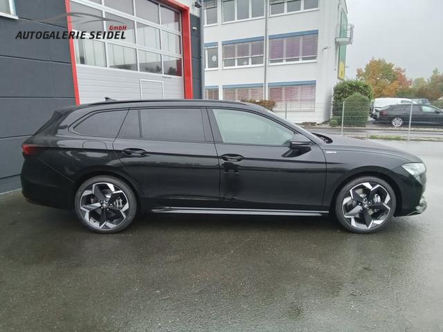 Skoda Superb Combi Sportline 2.0 TSI 7-Gang-DSG 4x4 