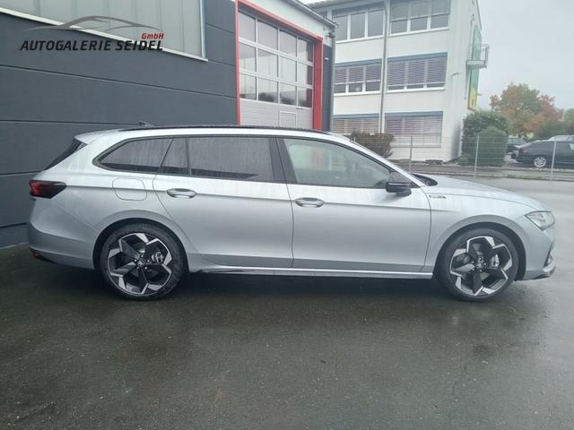 Skoda Superb Combi Sportline 2.0 TSI 7-Gang-DSG 4x4 