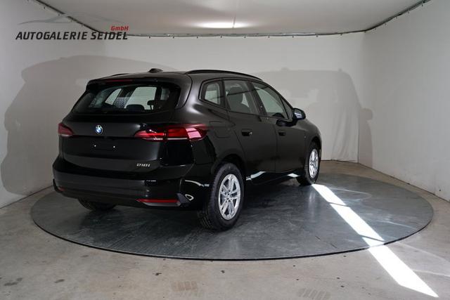 BMW 2er Active Tourer Serie 1.5 7-Gang Steptronic 
