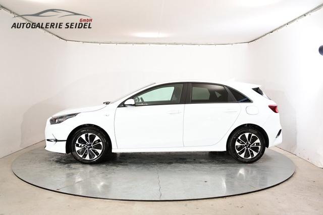 Kia Ceed Silver 1.5 T-GDI 6-Gang 