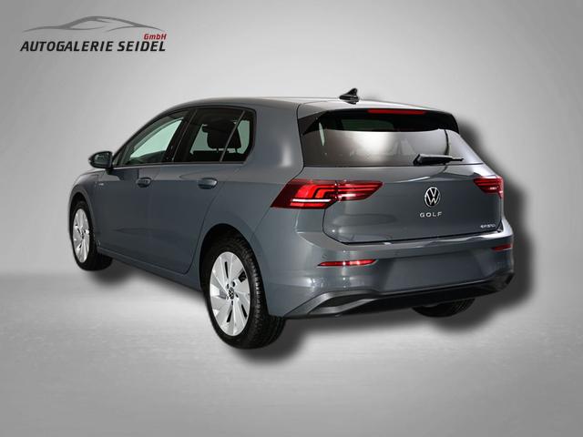 Volkswagen Golf Life Plus 1.5 eHybrid 6-Gang-DSG 