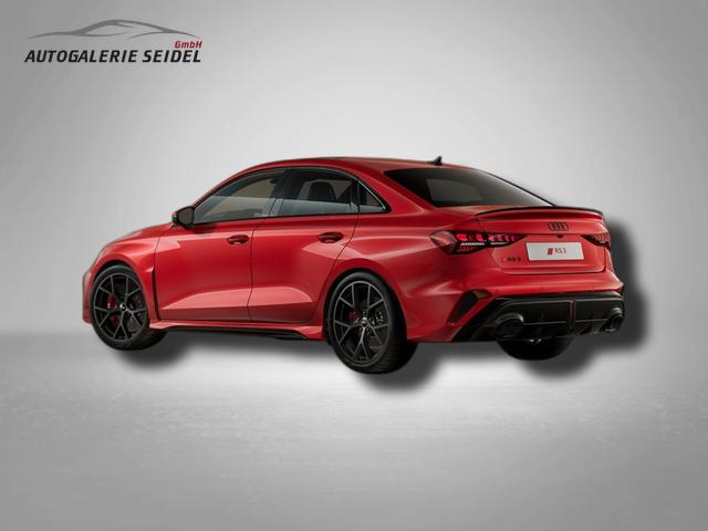 Audi RS3 Limousine 2.5 TFSI 7-Gang S tronic 