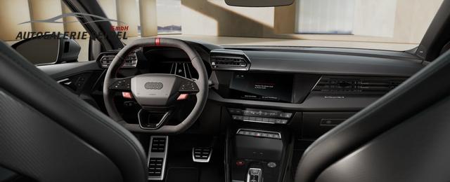 Audi RS3 Sportback 2.5 TFSI 7-Gang S tronic 