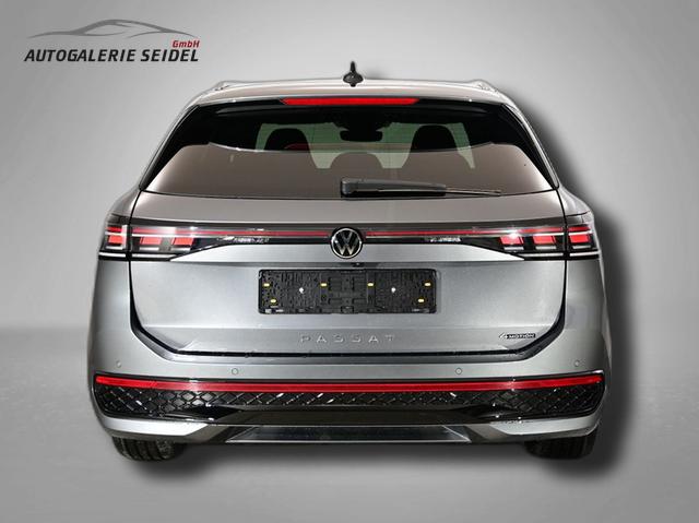 Volkswagen Passat Variant R-Line 2.0 TSI 7-Gang-DSG 4x4 