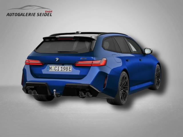 BMW M5 M 4.4 V8 Plug in Hybrid 8-Gang Steptronic 