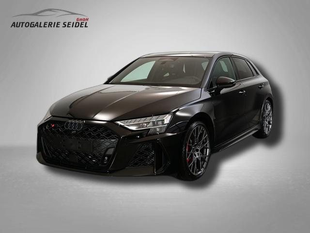 Audi RS3 Sportback 2.5 TFSI 7-Gang S tronic quattro 