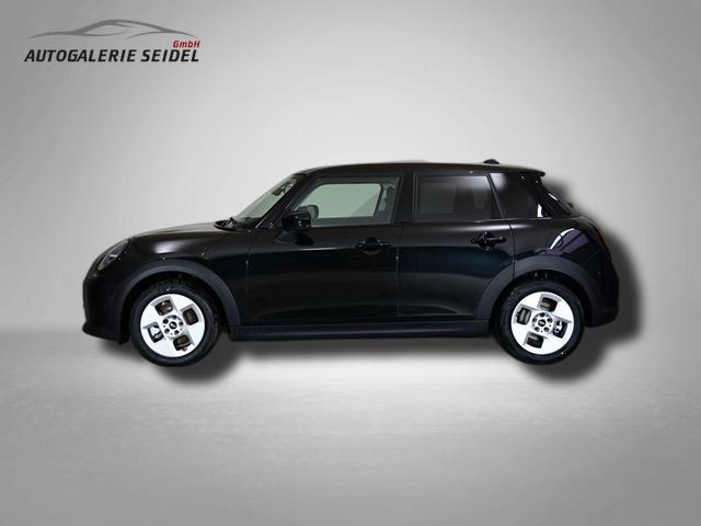 MINI Cooper C Essential Trim 1.5 7-Gang Steptronic 