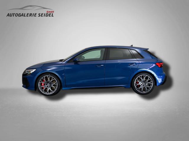 Audi RS3 Sportback 2.5 TFSI 7-Gang S tronic quattro 