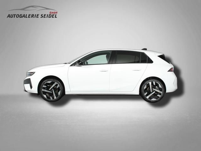 Opel Astra Electric GS 156 PS 
