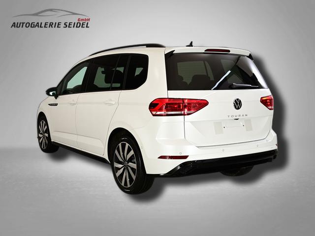 Volkswagen Touran Highline R-Line 1.5 TSI 7-Gang-DSG 