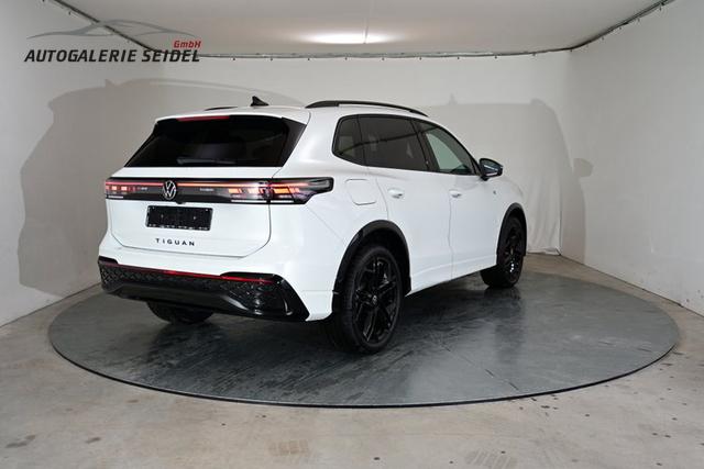 Volkswagen Tiguan R-Line 1.5 eTSI OPF DSG 