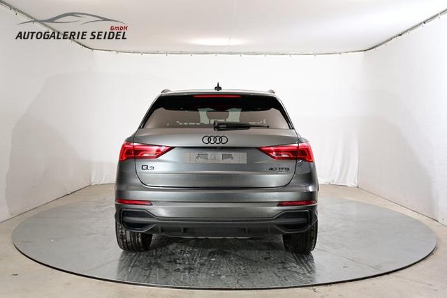 Audi Q3 S line 40 TFSI 2.0 7-Gang tronic quattro 