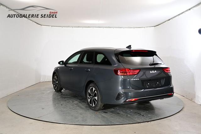 Kia Ceed Sportswagon Silver 1.5 T-GDI 6-Gang 