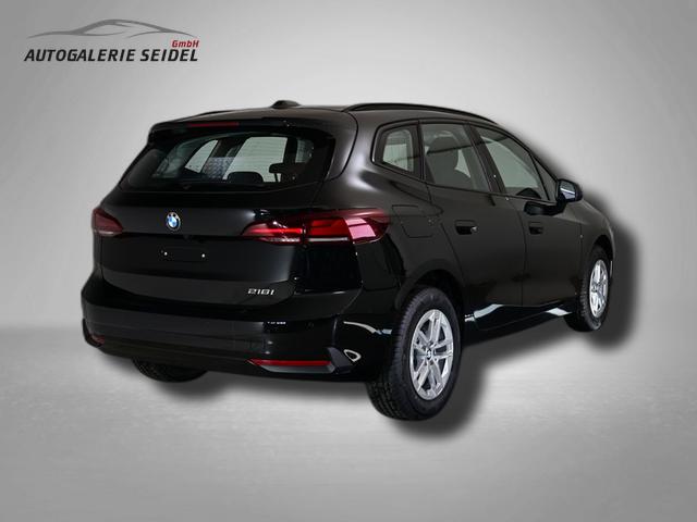BMW 2er Active Tourer Serie 1.5 7-Gang Steptronic 
