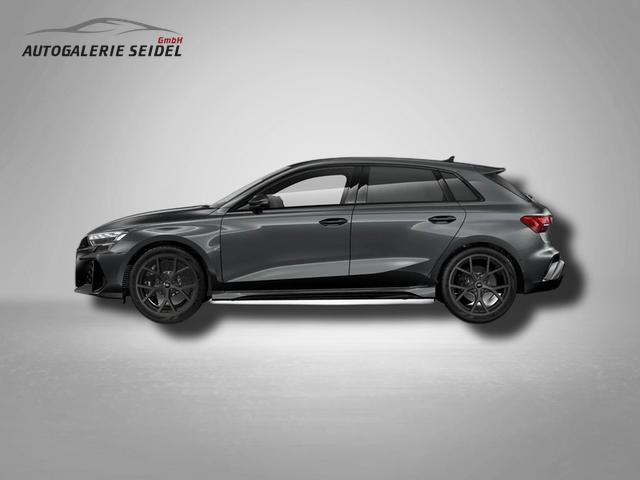 Audi RS3 Sportback 2.5 TFSI 7-Gang-S tronic quattro 