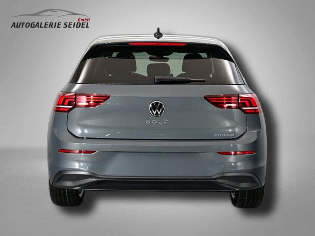 Volkswagen Golf Life Plus 1.5 eHybrid 6-Gang-DSG 