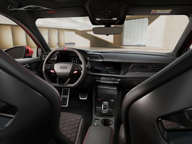 Audi RS3 Limousine 2.5 TFSI 7-Gang S tronic 