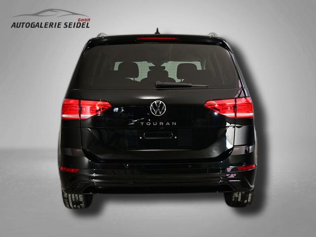 Volkswagen Touran Highline R-Line 1.5 TSI 7-Gang-DSG 