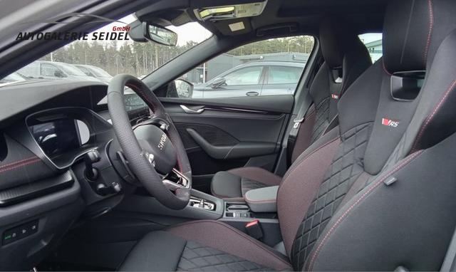 Skoda Octavia Combi RS 2.0 TSI 7-Gang-DSG 