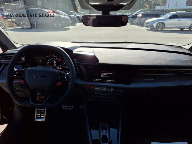 Audi RS3 Sportback 2.5 TFSI 7-Gang S tronic quattro 