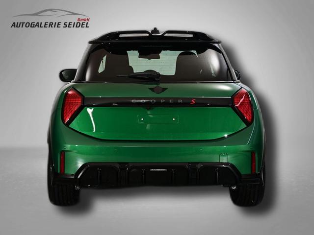 MINI Cooper S John Works Trim 2.0 7-Gang Steptronic 