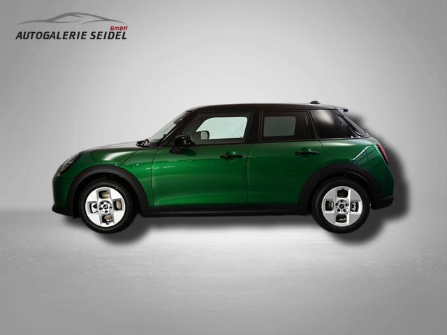 MINI Cooper C Essential Trim 1.5 7-Gang Steptronic 
