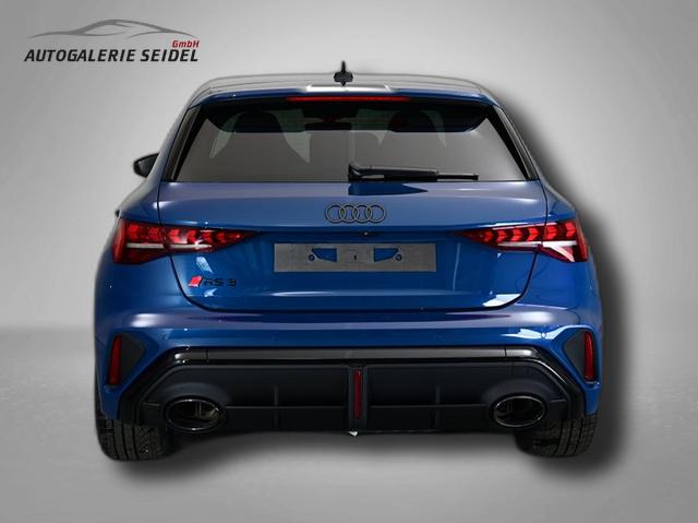 Audi RS3 Sportback 2.5 TFSI 7-Gang S tronic quattro 
