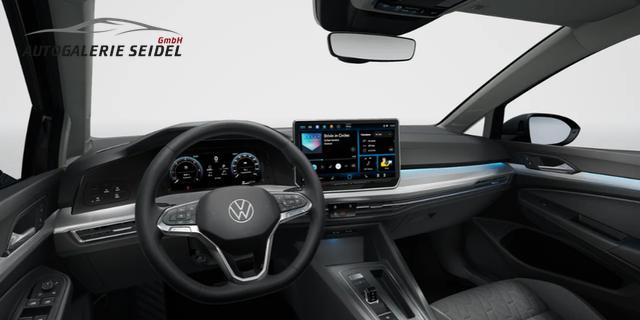 Volkswagen Golf Life Plus 1.5 eTSI 7-Gang-DSG 