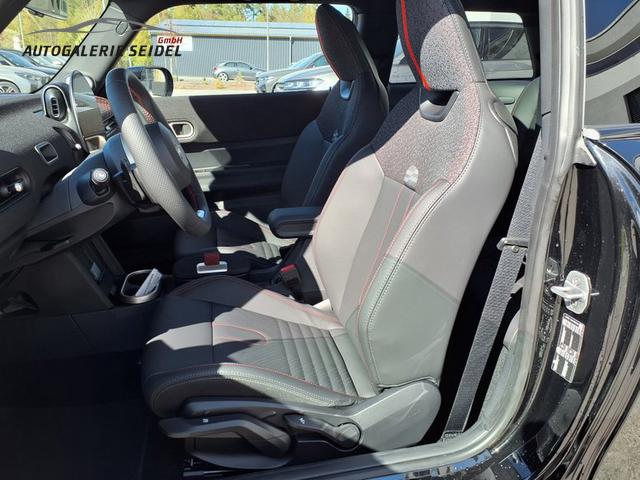 MINI Cooper S John Works Trim 2.0 7-Gang Steptronic 
