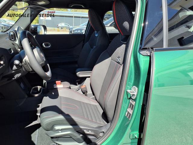 MINI Cooper S John Works Trim 2.0 7-Gang Steptronic 
