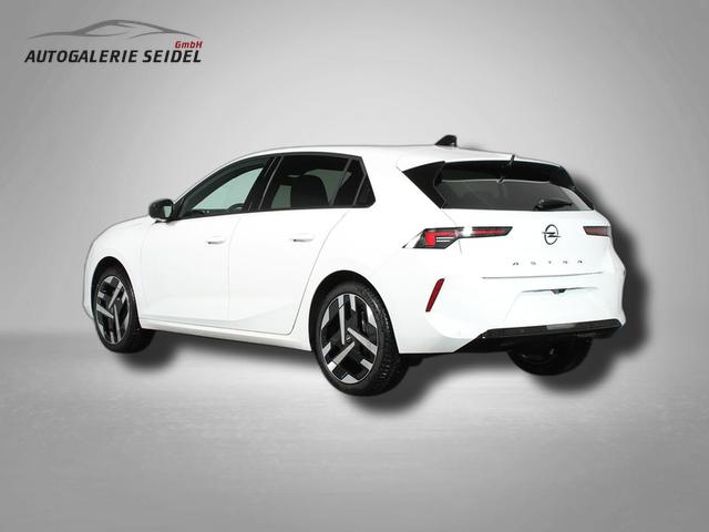 Opel Astra Electric GS 156 PS 