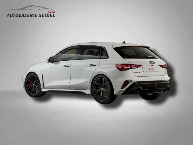 Audi RS3 Sportback 2.5 TFSI 7-Gang S tronic quattro 