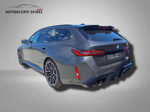 BMW M5 Touring 4.4 8-Gang Steptronic xDrive 