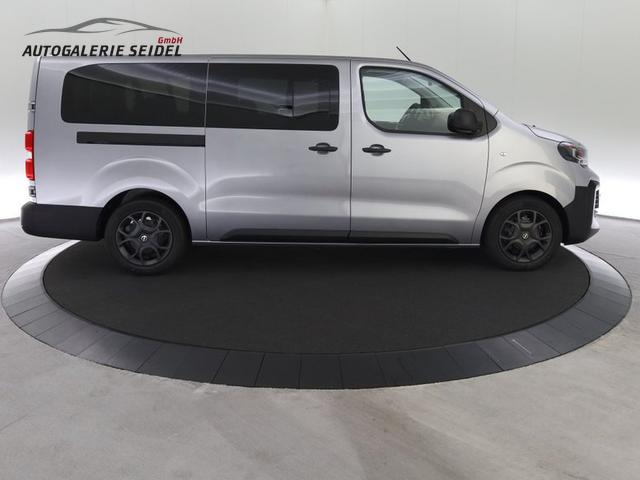 Opel Vivaro Kombi 9-Sitzer Lang 2.0 Diesel 8-Gang Automatikgetriebe 