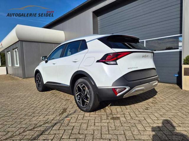 Kia Sportage Vision 1.6 T-GDi MHEV 160PS Automatik Sitzheizung Lenkradheizung Klimaautomatik Navi Bluetooth Touchscreen Apple CarPlay Android Auto PDC v+h Rückf.Kamera Tempomat 17"LM 
